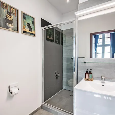 Black Swan House, Old Town 3* Danzica