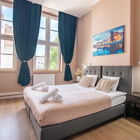 Black Swan House, Old Town Aparthotel