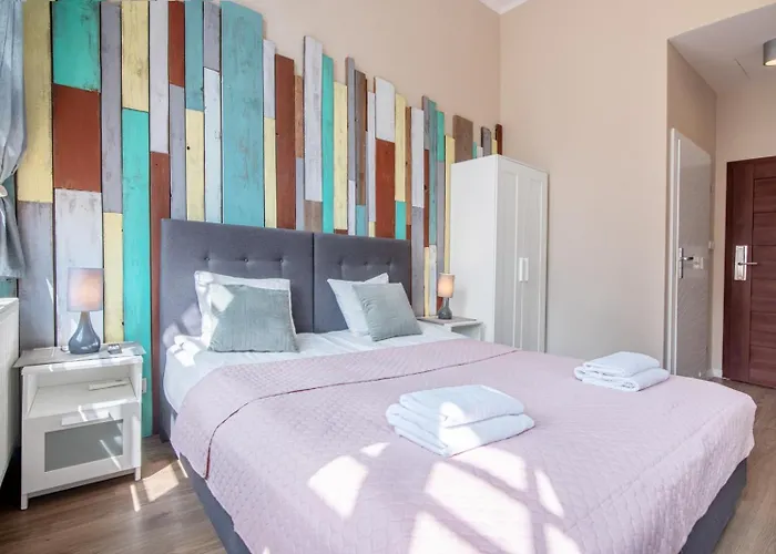 Black Swan House, Old Town 4*