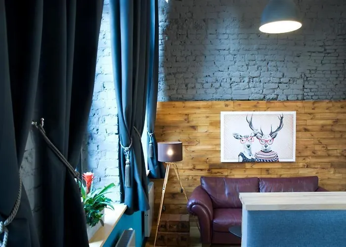 Black Swan House, Old Town Apart Otel 4*