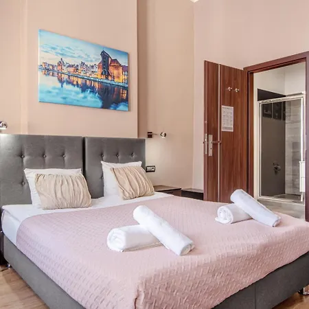 Black Swan House Апарт-отель Гданьск