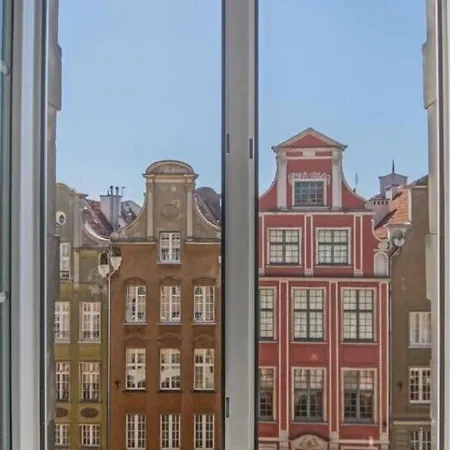 Black Swan House, Old Town アパートホテル 4*