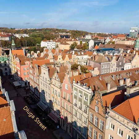 Black Swan House, Old Town