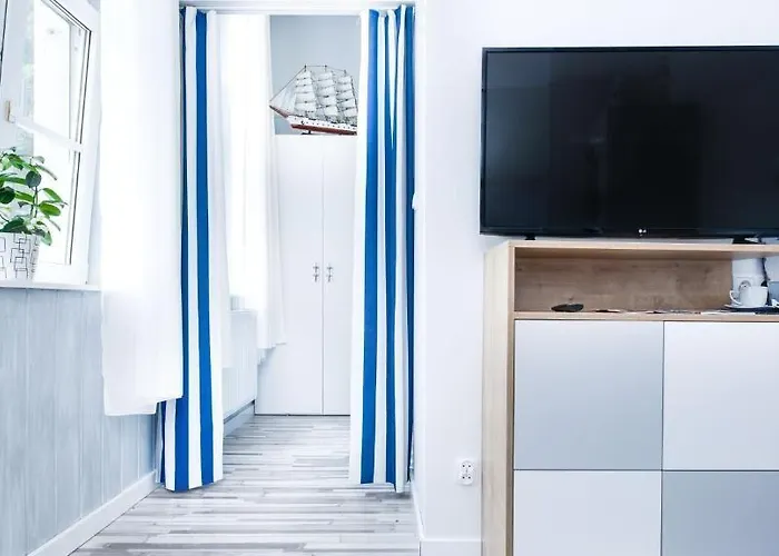 Aparthotel Black Swan House, Old Town 4*